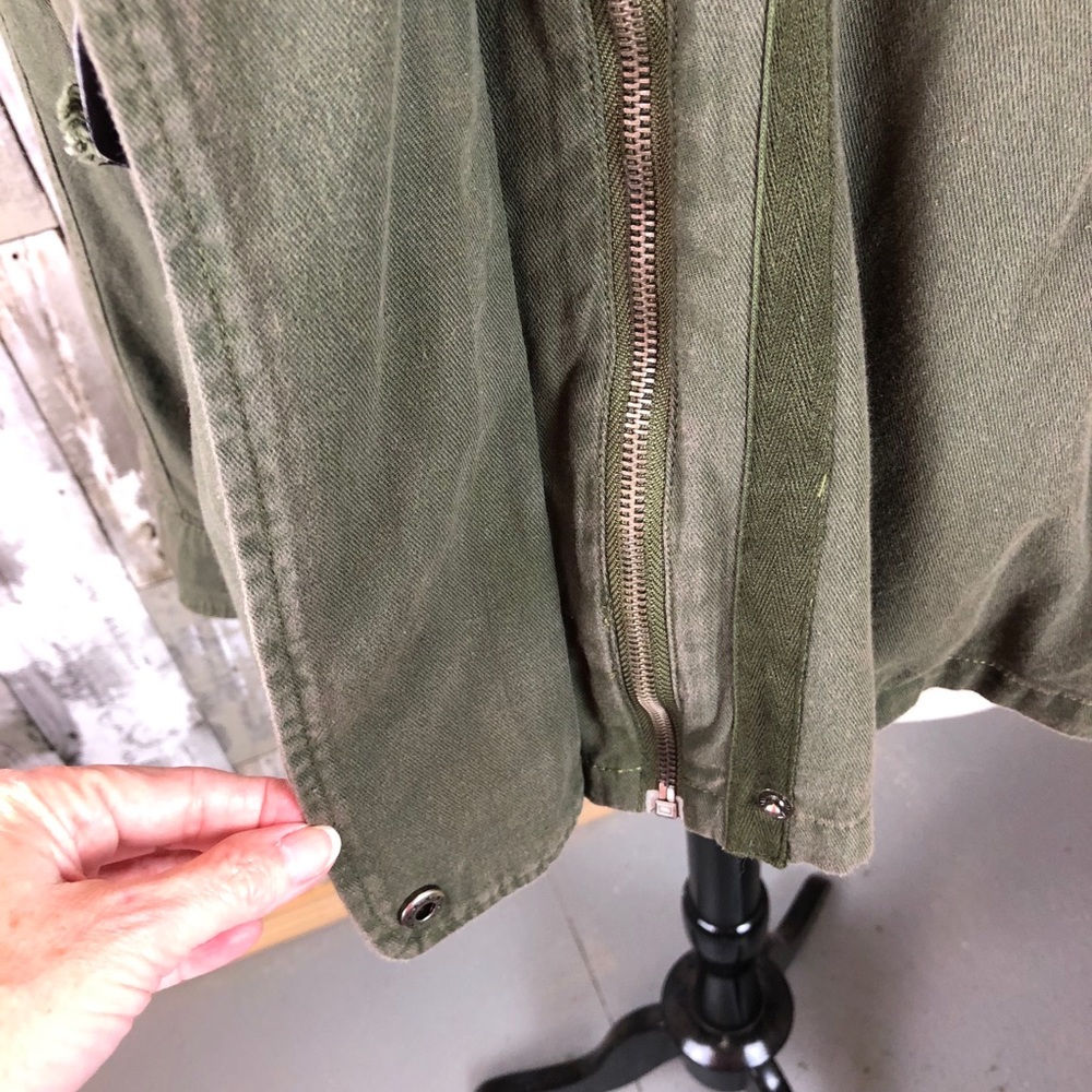 Jacket - Picture 7 of 10